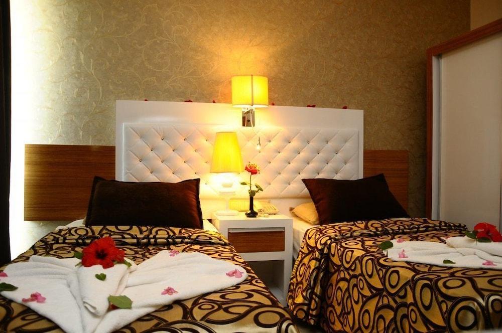 Club Tess Hotel كوناكلي المظهر الخارجي الصورة