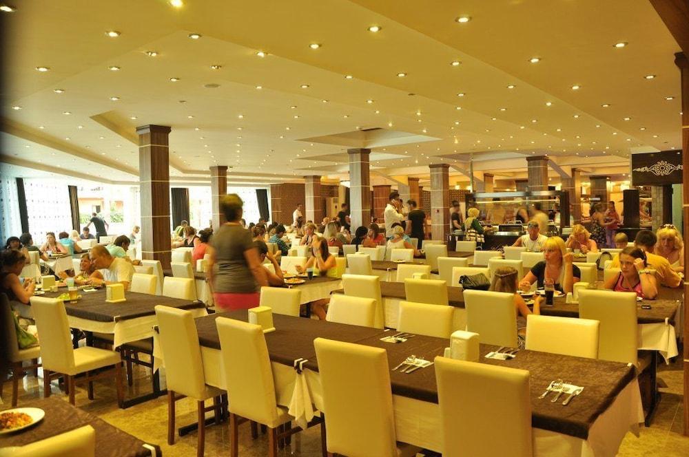 Club Tess Hotel كوناكلي المظهر الخارجي الصورة