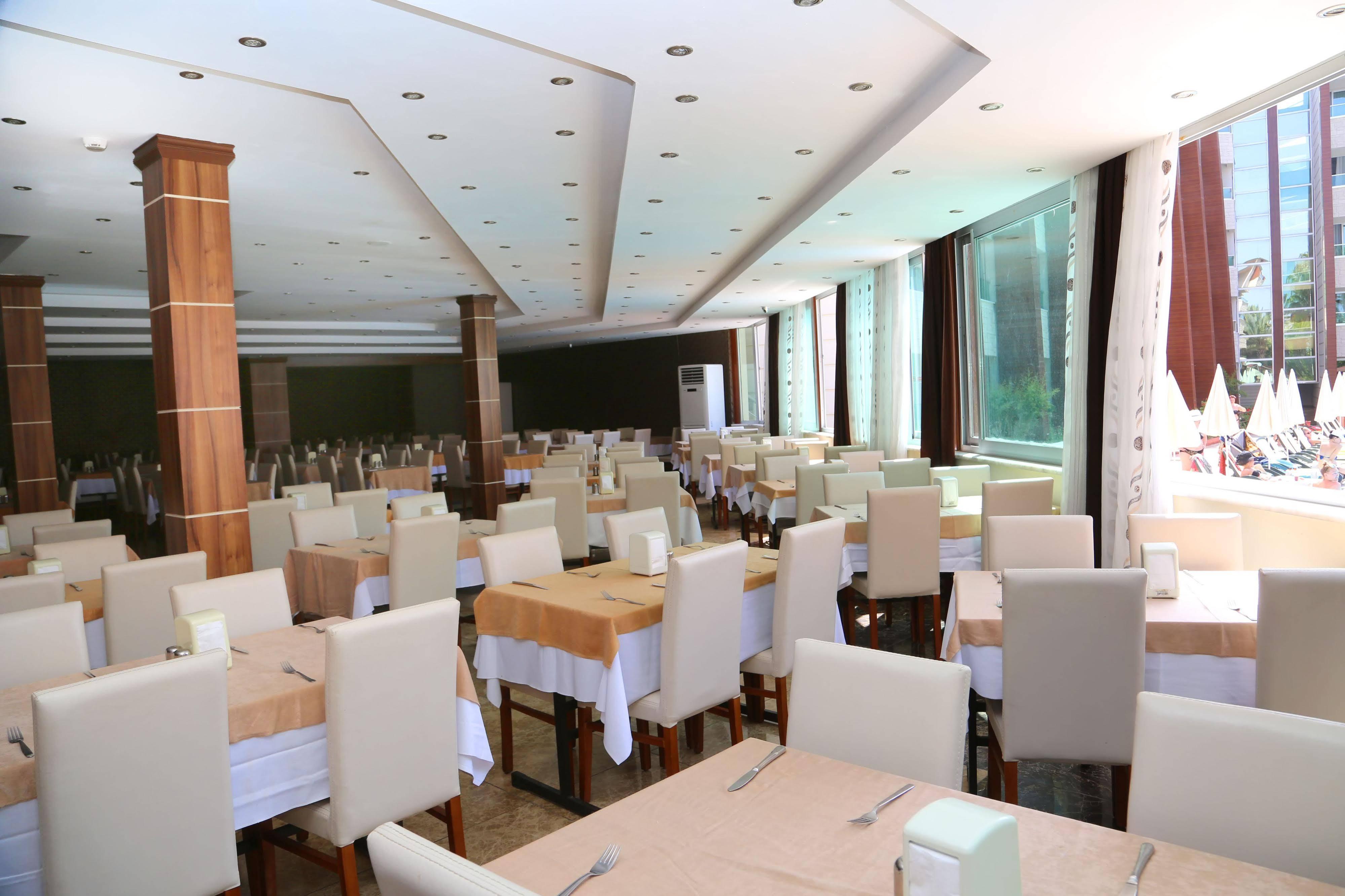Club Tess Hotel كوناكلي المظهر الخارجي الصورة
